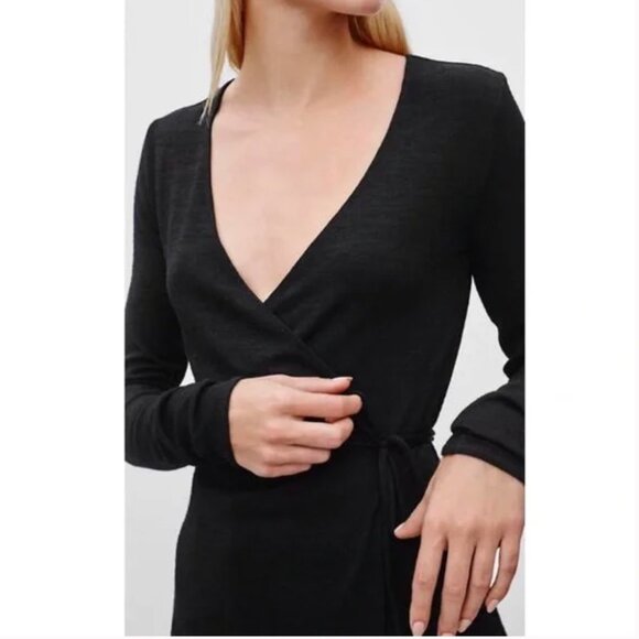 Wilfred Free (Aritzia) Katsia Long Sleeve Wrap Top (Purple) - Size XS - Picture 8 of 8